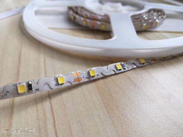 4W LED szalag SMD2835 - 60 LED/m Meleg fehér IP20 - 212559 (5 méter)