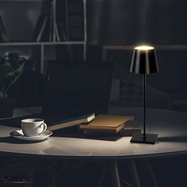 3W fekete LED újratölthető asztali lámpa
